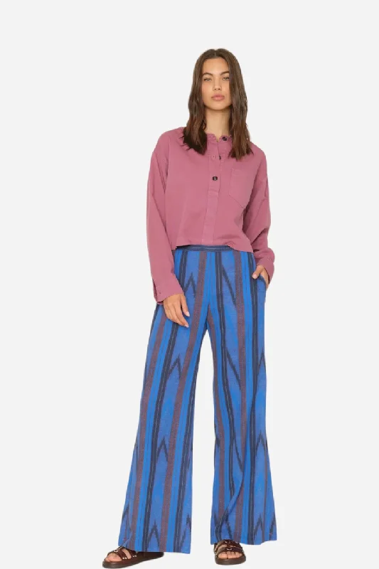 Women's Chic Outerwear Outfit Xirena Pippen Pant Electric Blue