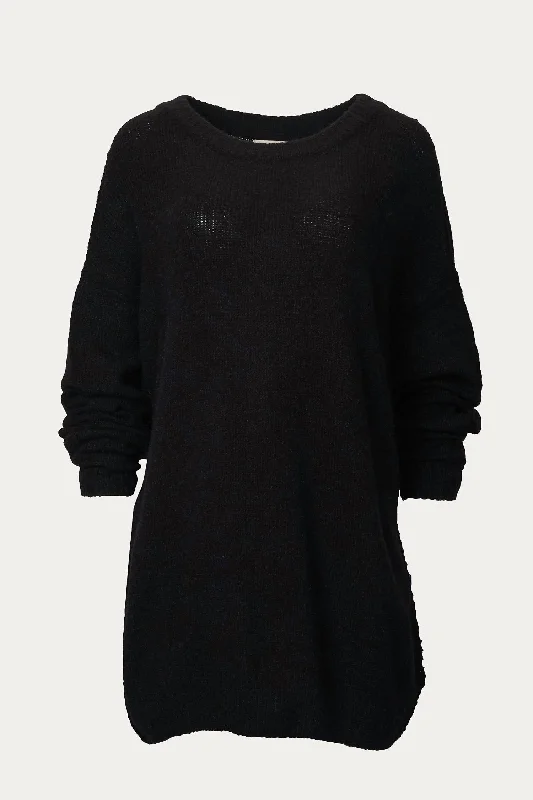 Women's Apparel And Garments Slouchy Oversized Essential Sweater In Black