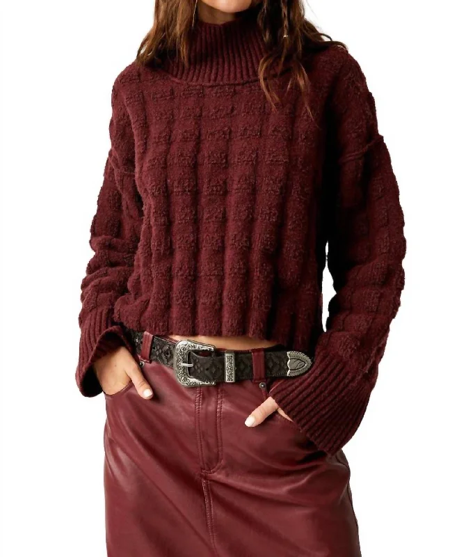 Women's Travel Garments Soul Searcher Moc Sweater In Wine