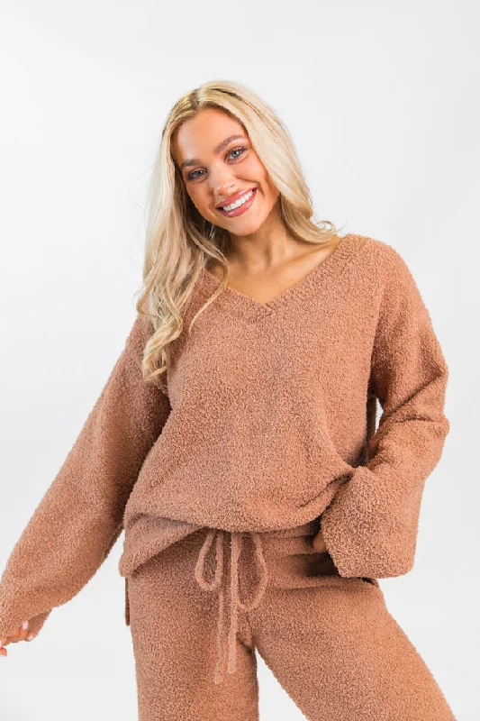 Women's Night-Out Outfit Dawn Teddy Fuzzy V-Neck Sweater