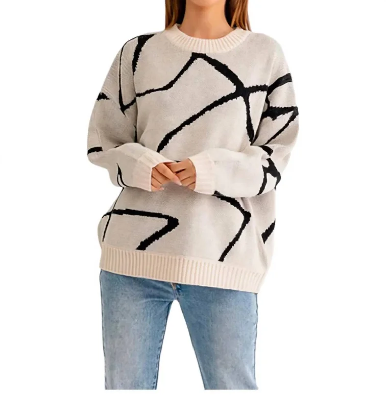 Casual Outfit For Women Abstract Pattern Oversized Sweater In Cream Black