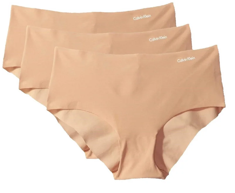 Women's Clothing For Casual Outings Women's 3-Pack Invisibles Hipster Panty In Light Caramel