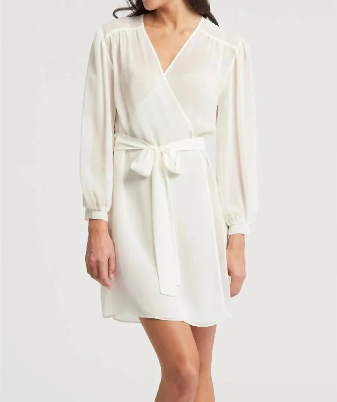 Women's Clothing Sets Tue Love Robe In Ivory