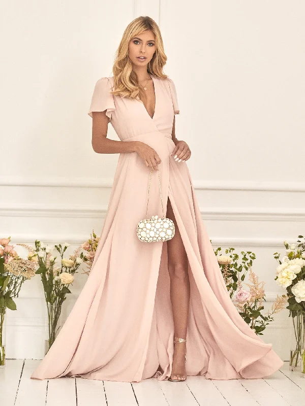 Chic Wardrobe Essentials Jeanne blush pink dress