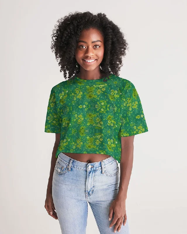 Women's Seasonal Wardrobe Clothing Green lush Repeat pattern Women's Lounge Cropped Tee