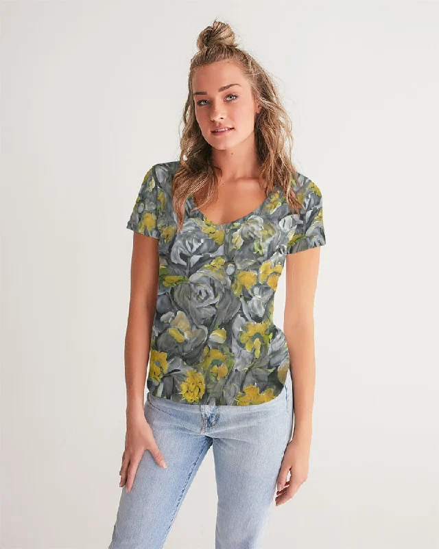 Women's Trendy Clothes Orange and yellow and grey abstract design of Roses Women's V-Neck Tee