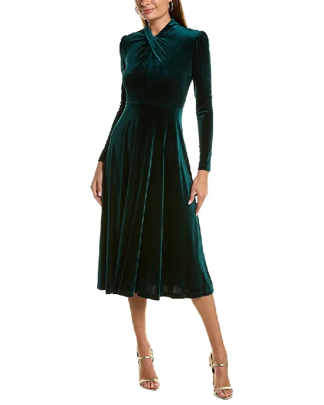 Women's Trendy Outfit MAISON TARA Velvet Midi Dress